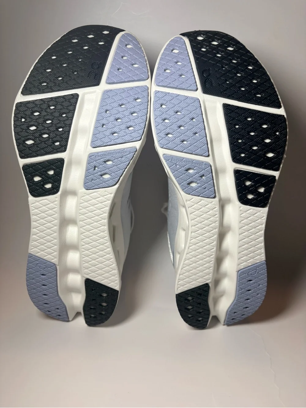 On Cloudsurfer 2  Light Blue Running Shoe brand new in box ( size 8 woman ) - Picture 2 of 16
